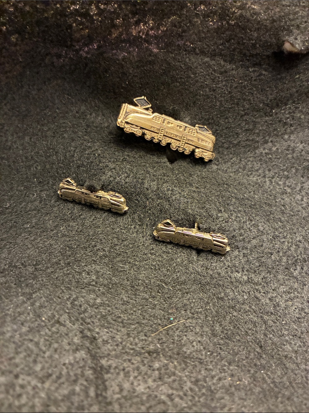 Gold Train Cufflink Set for Men - Classic Engine Design